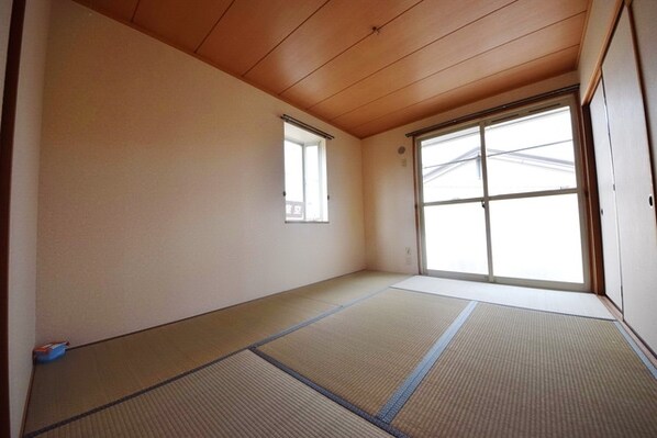 ハッピープラザ壱番館の物件内観写真